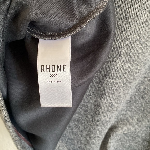 RHONE Men’s 1/4 Zip Gray Pullover Sweater Size M - Picture 6 of 7